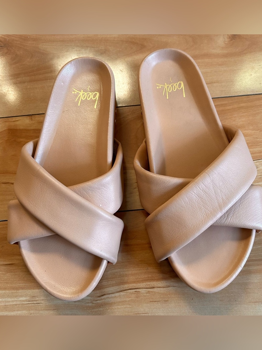 Beek Rhea Slides Platform Sandal - Beach Comfort Wear Size 7 Women’s Beige